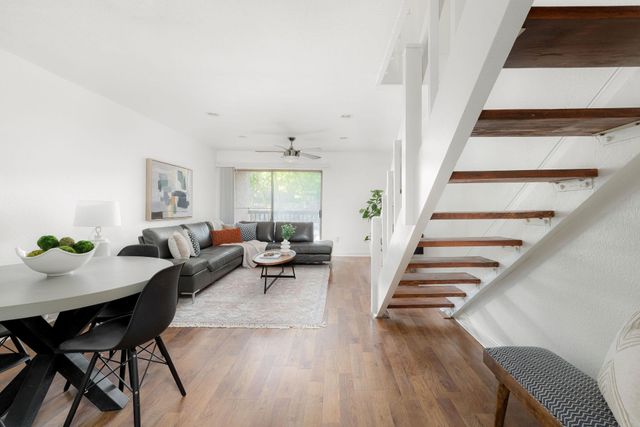 2215 Post RD 1034, Austin, TX 78704