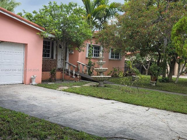 881 Albatross St, Miami Springs, FL 33166