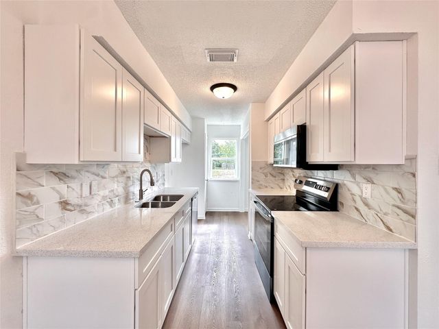 16411 Gold Ridge Lane, Houston, TX 77053