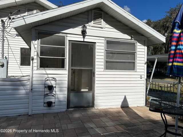 221 N Line Avenue, Inverness, FL 34450