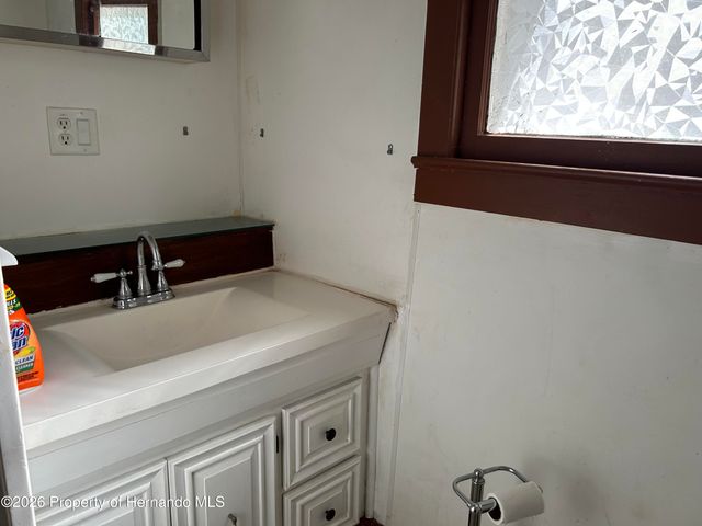 221 N Line Avenue, Inverness, FL 34450