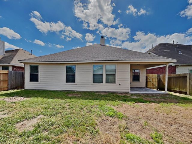 3007 Lockeridge Village Drive, Spring, TX 77386