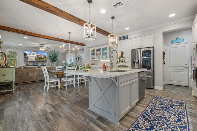 2908 Westport Cir, Oakdale, CA 95361