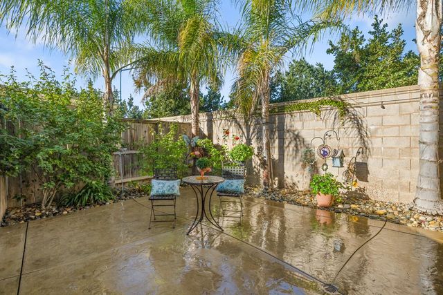 2908 Westport Cir, Oakdale, CA 95361