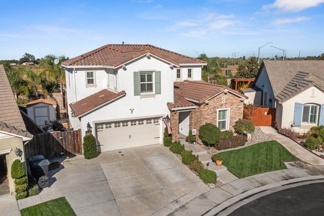 2908 Westport Cir, Oakdale, CA 95361