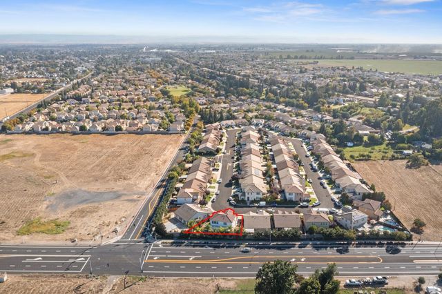 2908 Westport Cir, Oakdale, CA 95361