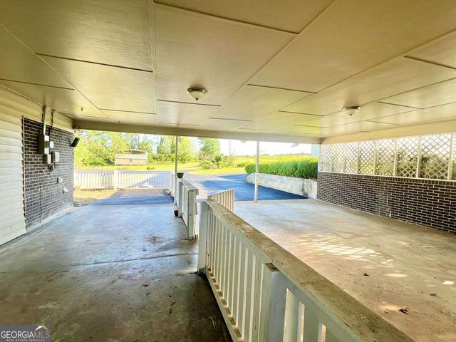 82 Cook Road, Hazlehurst, GA 31539