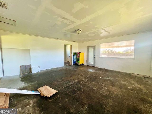 82 Cook Road, Hazlehurst, GA 31539