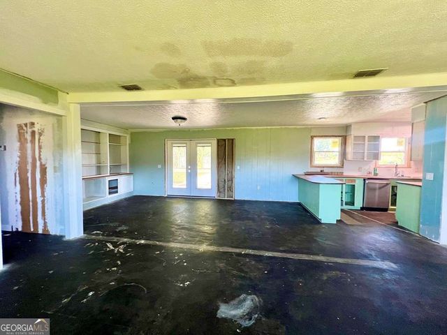 82 Cook Road, Hazlehurst, GA 31539