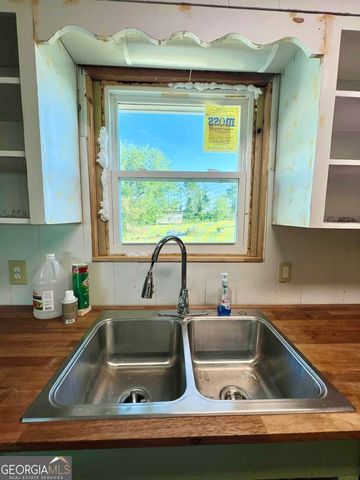 82 Cook Road, Hazlehurst, GA 31539