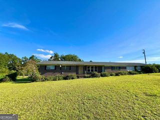 82 Cook Road, Hazlehurst, GA 31539