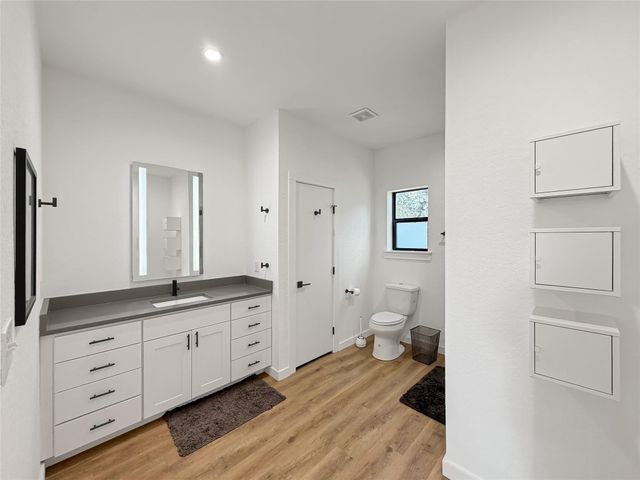 1659 Westview Court DR, Canyon Lake, TX 78133