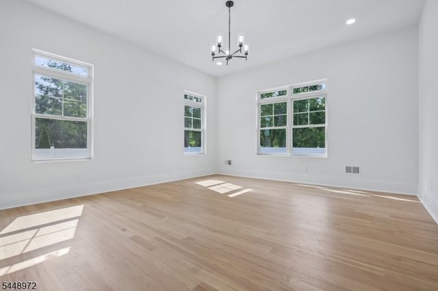 43 Crescent Dr, Morris Twp., NJ 07960