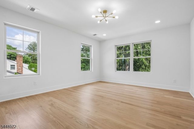 43 Crescent Dr, Morris Twp., NJ 07960