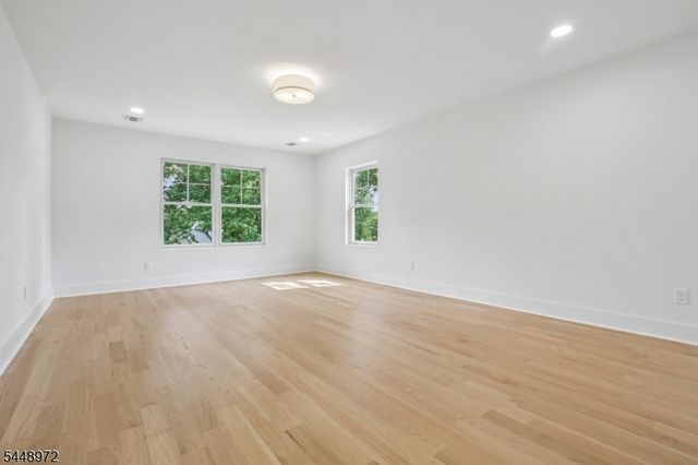 43 Crescent Dr, Morris Twp., NJ 07960