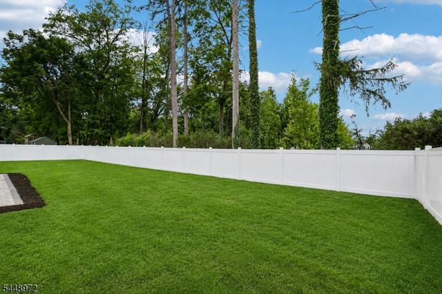 43 Crescent Dr, Morris Twp., NJ 07960