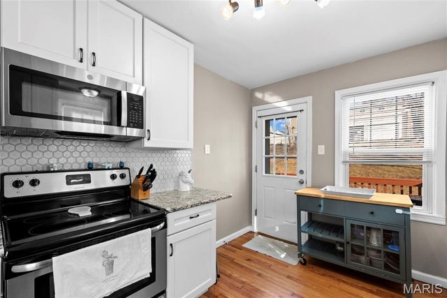 3254 Jasper Park, St Louis, MO 63139