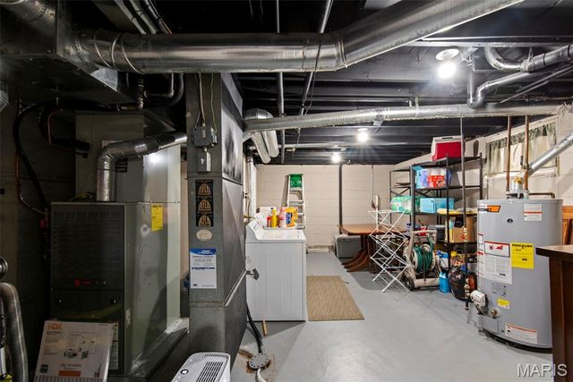 3254 Jasper Park, St Louis, MO 63139