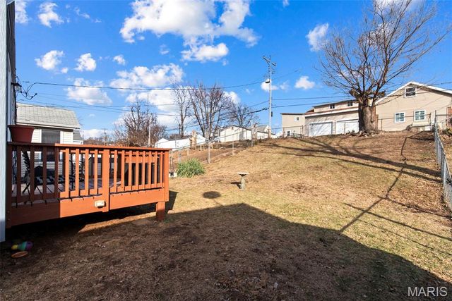 3254 Jasper Park, St Louis, MO 63139