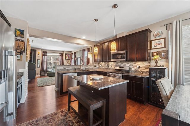 6540 Lilac Boulevard, Hanover Park, IL 60133