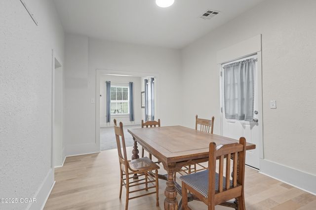 507 W Hill Street, Neosho, MO 64850