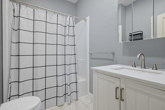 507 W Hill Street, Neosho, MO 64850