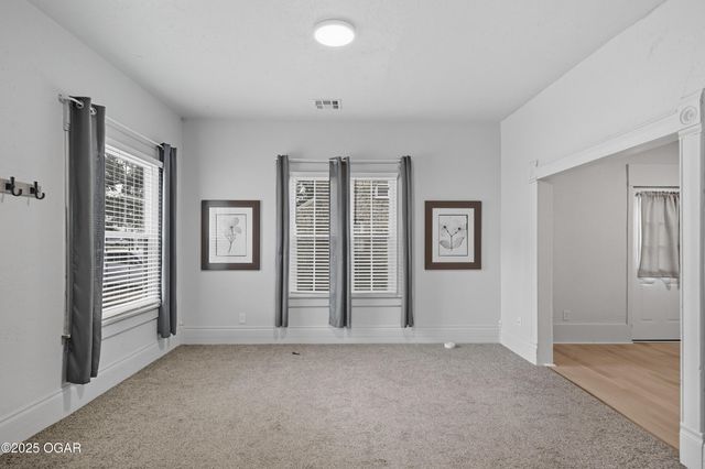 507 W Hill Street, Neosho, MO 64850