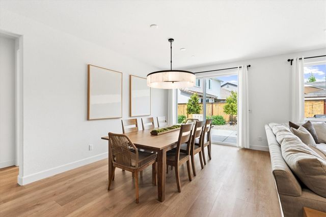 4616 S Hills Dr, Folsom, CA 95630
