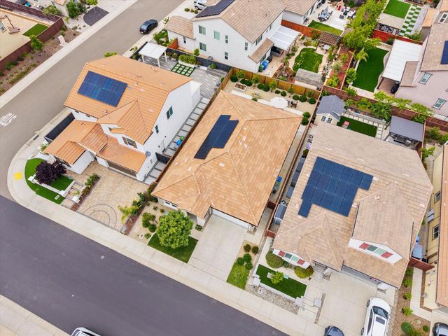 4616 S Hills Dr, Folsom, CA 95630