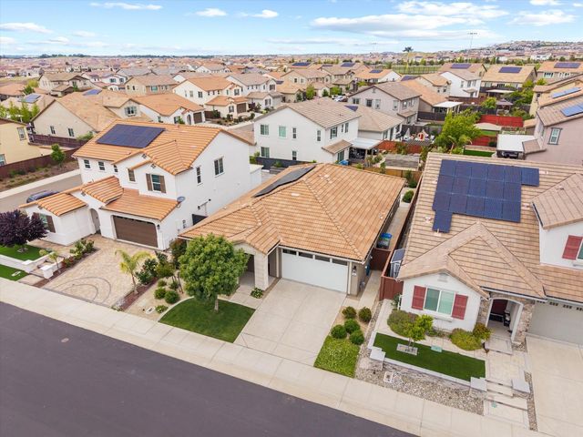 4616 S Hills Dr, Folsom, CA 95630
