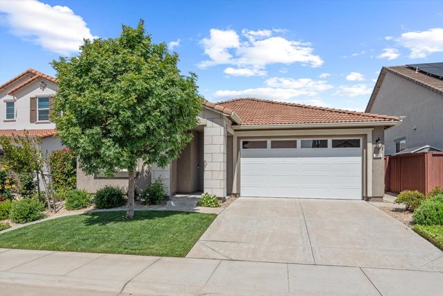 4616 S Hills Dr, Folsom, CA 95630