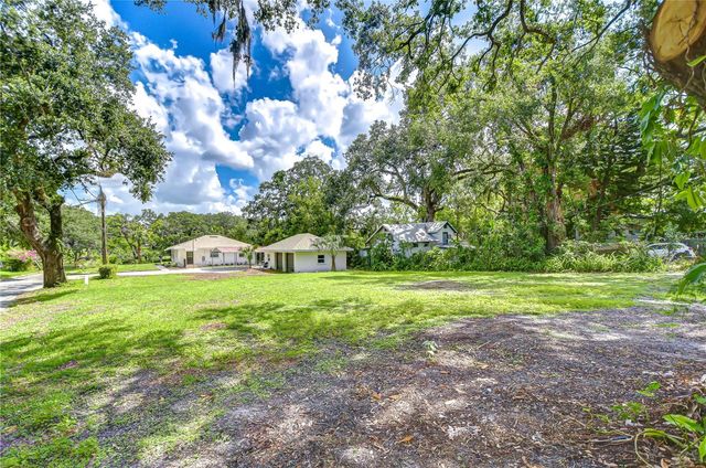 00 STANLEY, Tampa, FL 33604