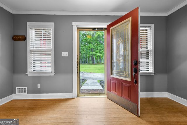 217 Lynn Drive, Fayetteville, GA 30215