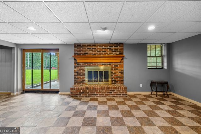 217 Lynn Drive, Fayetteville, GA 30215
