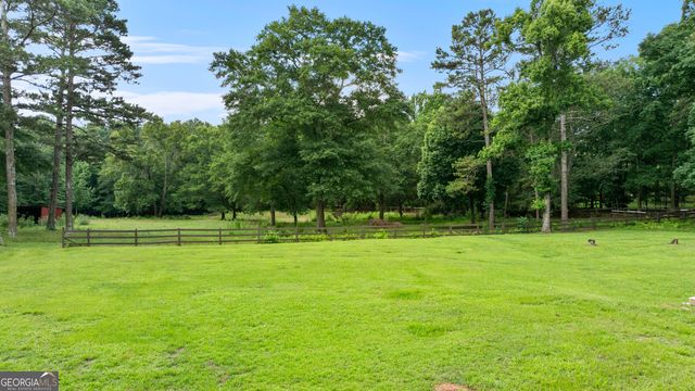 217 Lynn Drive, Fayetteville, GA 30215