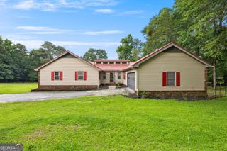 217 Lynn Drive, Fayetteville, GA 30215