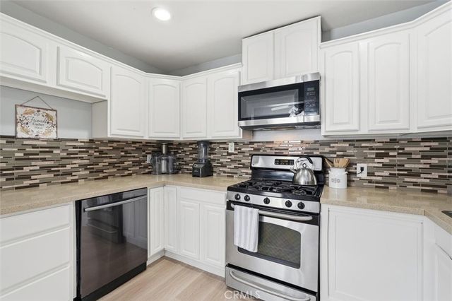 5017 W 118th Place, Hawthorne, CA 90250