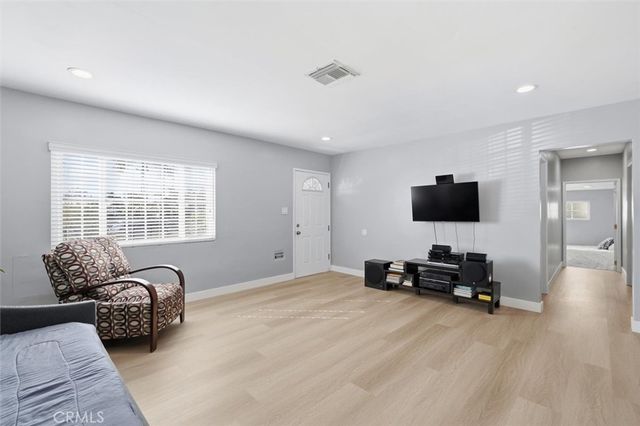 5017 W 118th Place, Hawthorne, CA 90250