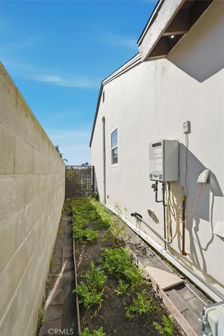 5017 W 118th Place, Hawthorne, CA 90250