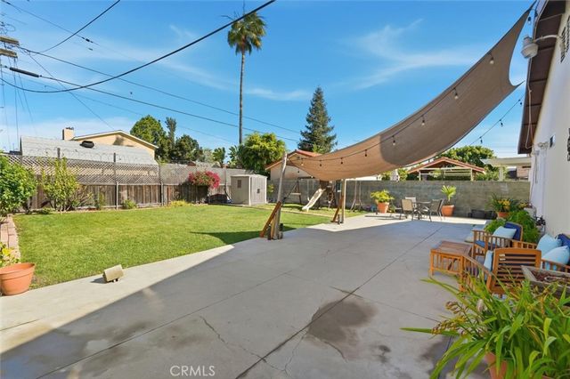 5017 W 118th Place, Hawthorne, CA 90250