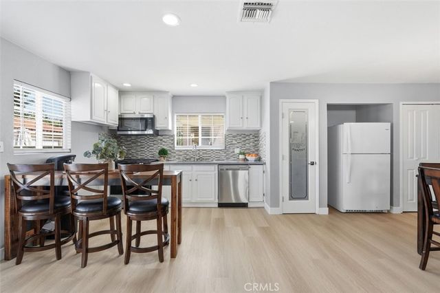 5017 W 118th Place, Hawthorne, CA 90250