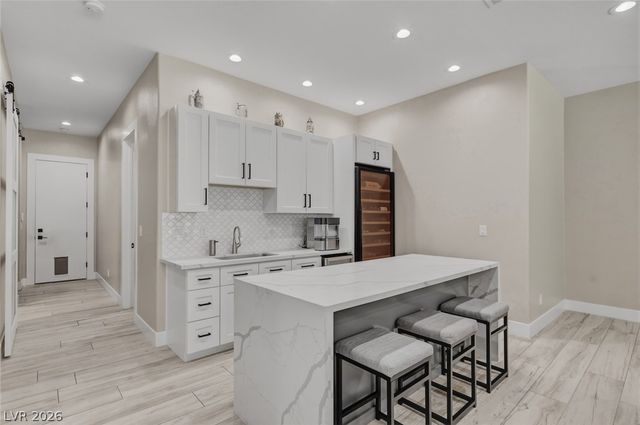 304 Queens Gate Court, Las Vegas, NV 89145