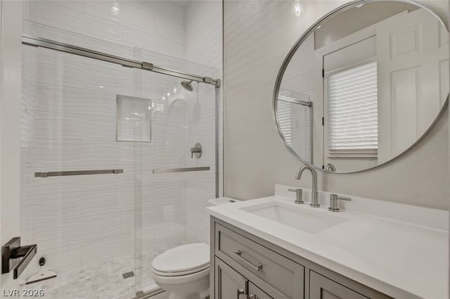 304 Queens Gate Court, Las Vegas, NV 89145