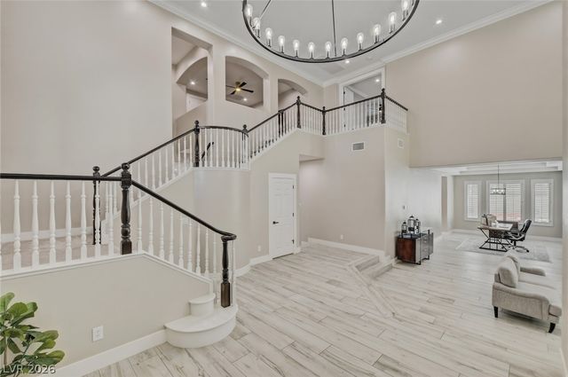 304 Queens Gate Court, Las Vegas, NV 89145