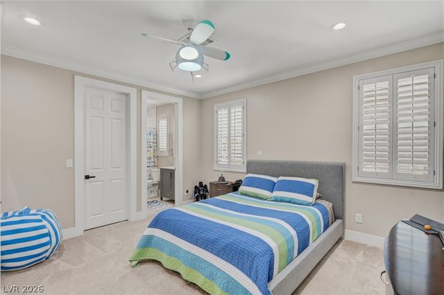 304 Queens Gate Court, Las Vegas, NV 89145