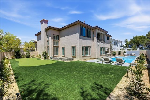 304 Queens Gate Court, Las Vegas, NV 89145