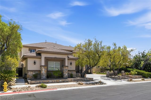 304 Queens Gate Court, Las Vegas, NV 89145