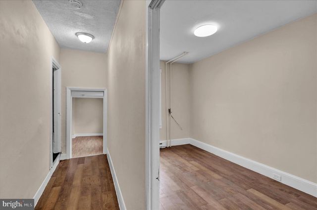 230 S 4TH ST, Reading, PA 19602