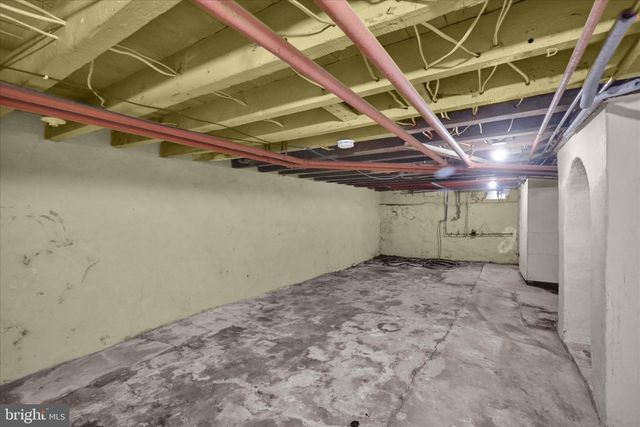 230 S 4TH ST, Reading, PA 19602