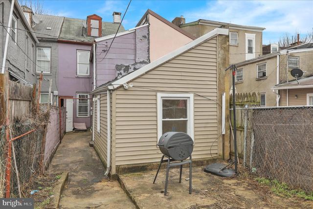 230 S 4TH ST, Reading, PA 19602